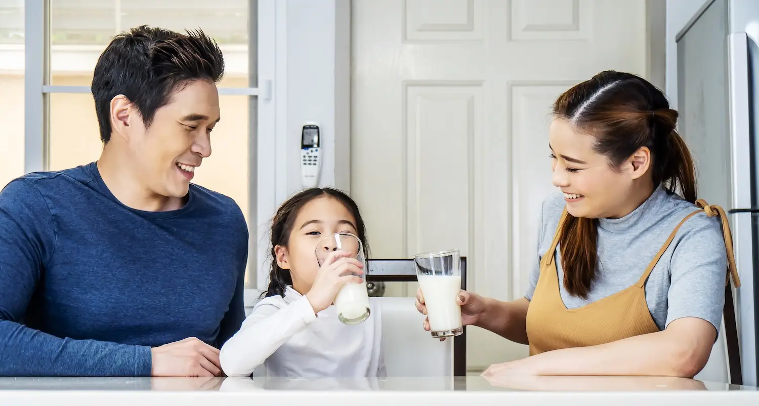Có nên cho trẻ uống sữa tăng chiều cao
